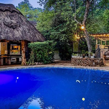 Victoria Falls Backpackers Lodge Exterior foto