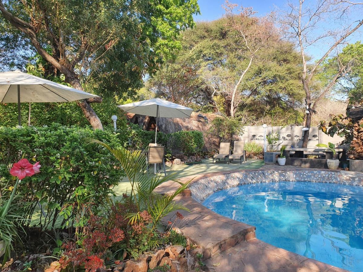 Victoria Falls Backpackers Lodge Exterior foto