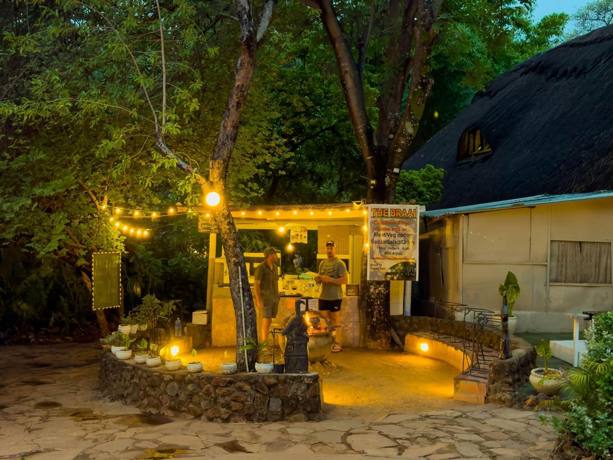 Victoria Falls Backpackers Lodge Exterior foto